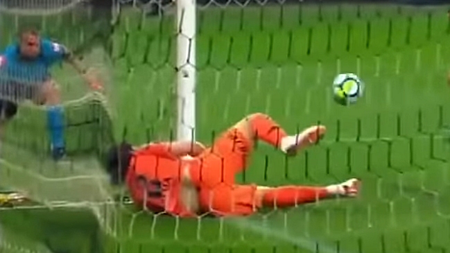 Cassio se lució con espectaculares atajadas en el triunfo de Corinthians sobre Botafogo