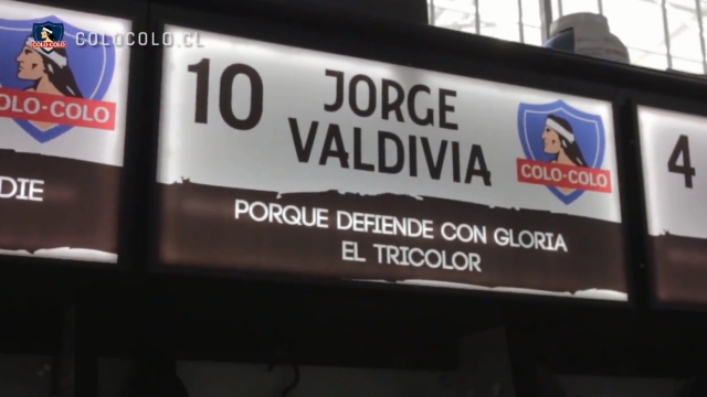 Colo Colo sorprendió al plantel con frases del himno en el camarín