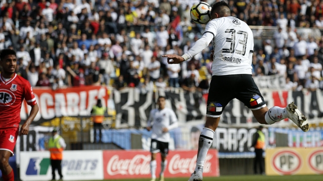 ¡Regreso soñado! Colo Colo abrió la cuenta ante La Calera con un cabezazo de Lucas Barrios