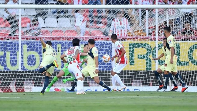 Víctor Dávila marcó un golazo en el estreno ganador de Necaxa ante América en la Liga MX