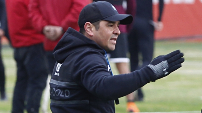 Héctor Tapia: Claudio Baeza ya dijo que no donó la camiseta