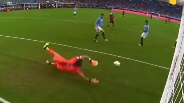 Los goles de Manchester City y las tapadas de Bravo en el triunfo sobre Bayern Munich