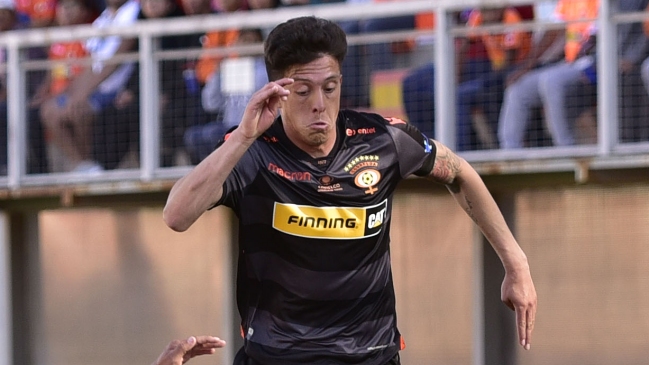 Pablo Parra y opción de llegar a U. de Chile: Sólo he escuchado rumores, pero sería un lindo desafío