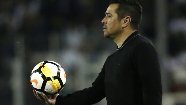 Tapia alabó a Valdivia y dijo quedar “muy contento porque no fue un partido fácil”