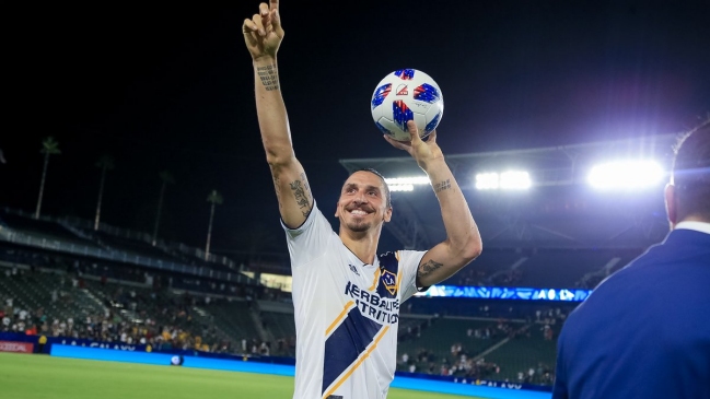 Zlatan Ibrahimovic marcó tres goles en el triunfo de LA Galaxy sobre Orlando Magic