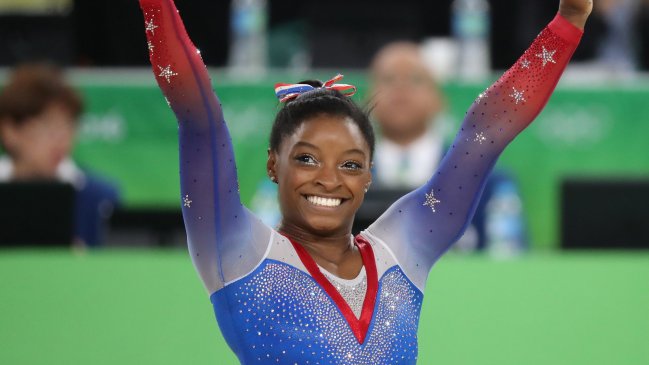 Simone Biles logró su mejor puntuación desde Río 2016 en el regreso a la competición