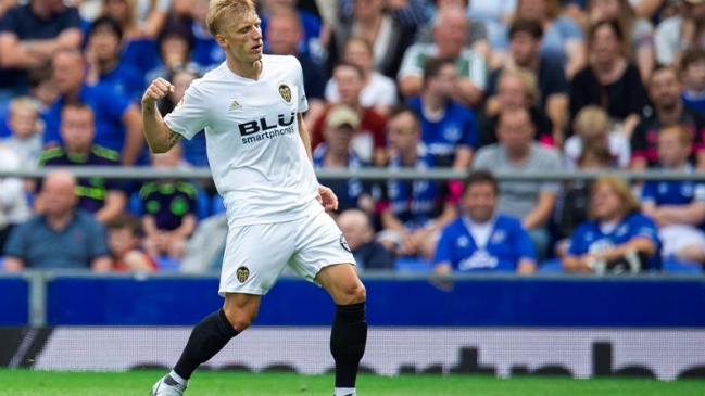 Valencia doblegó a Everton en un partidazo en Goodison Park