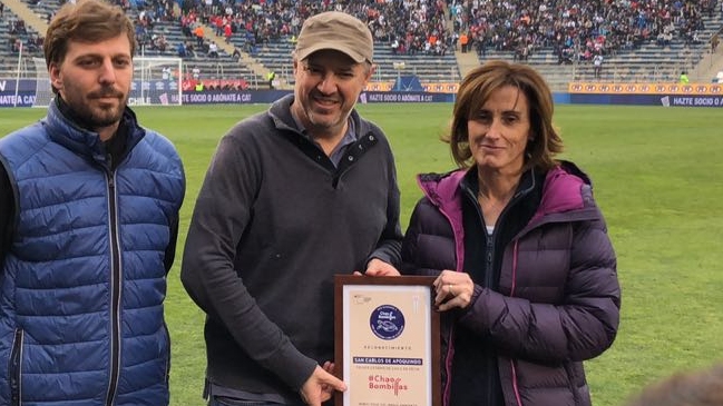 San Carlos de Apoquindo se convirtió en el primer estadio en eliminar el uso de bombillas