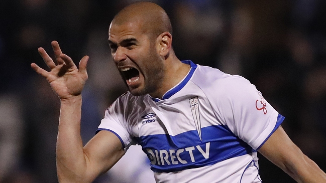 Sebastián Sáez volvió a acertar de cabeza para dejar a la UC por sobre Everton