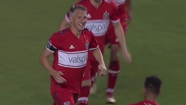 ¡Un misil! El golazo de Bastian Schweinsteiger en Estados Unidos