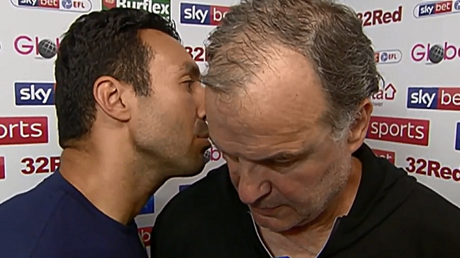 Bielsa se aventuró a declarar en inglés de una forma muy particular