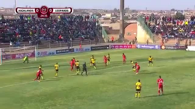 ¡Se pasó! Luckyboy Mokoena se despachó este golazo de volea en Sudáfrica