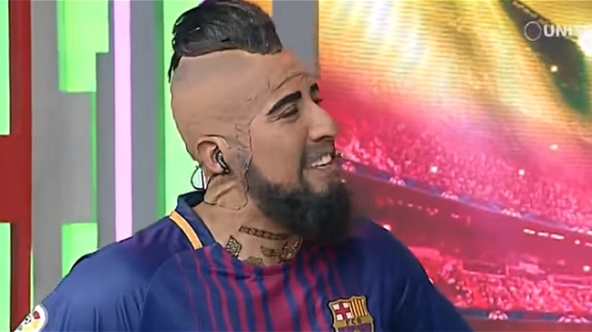 La parodia que hicieron en Bolivia de la llegada de Arturo Vidal a FC Barcelona
