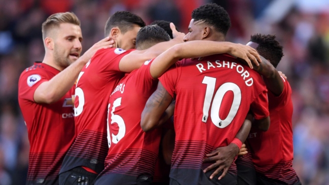 Los goles de Pogba y Shaw en el triunfo de Manchester United ante Leicester