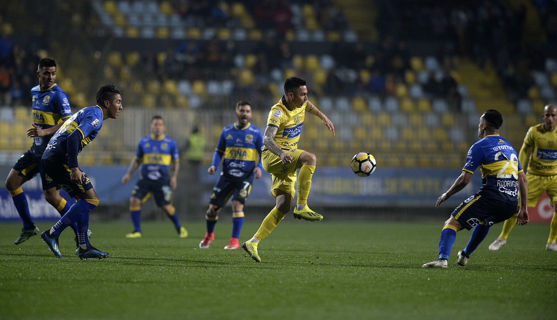 Everton se alzó en el Sausalito ante U. de Concepción luego de 13 fechas de decepciones