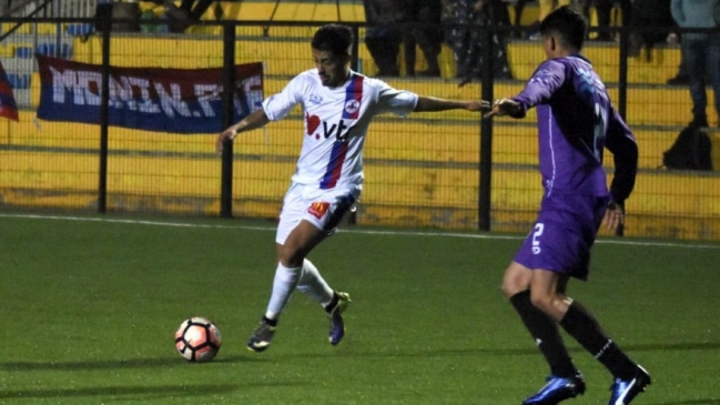 Iberia ganó a domicilio y recuperó el liderato de la Segunda División