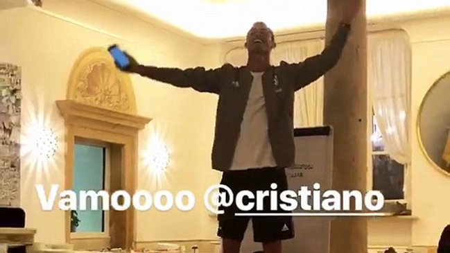 Cristiano Ronaldo exhibió sus dotes como cantante en el bautizo que tuvo en Juventus