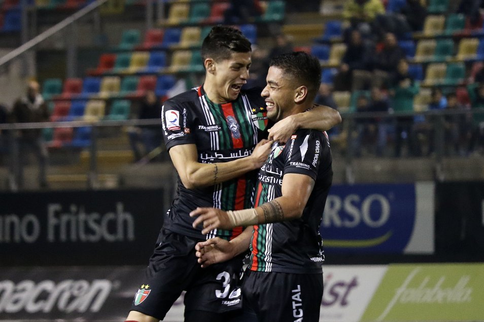 Audax se llevó el clásico de colonias ante Palestino con una categórica remontada