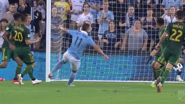 El doblete de Diego Rubio en la goleada de Sporting Kansas City en la MLS