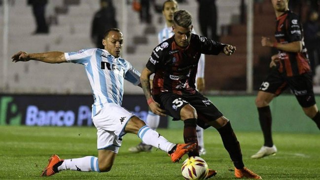 “¡Marcelo Díaz es un crack!”: El chileno debutó como titular y enloqueció la hinchada de Racing