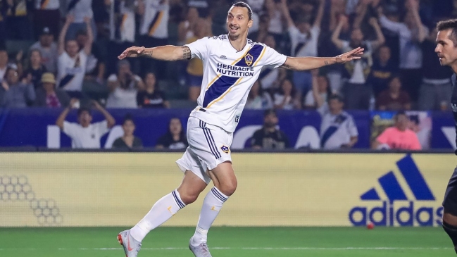 Zlatan Ibrahimovic anotó su gol 499 en el clásico de Los Angeles por la Major League Soccer