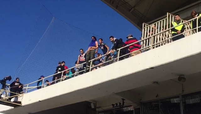 Quería pelea y terminó detenido: La provocación de un hincha de la U en la previa del Superclásico