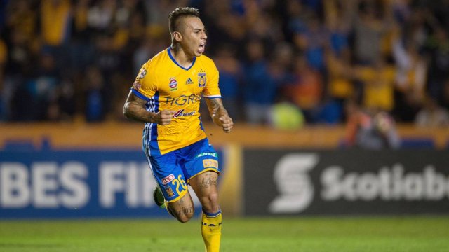 Tigres y Necaxa acordaron un empate con las anotaciones de Vargas y Dávila