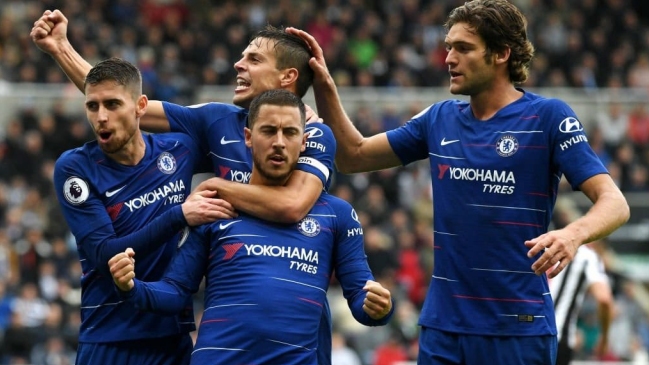 Chelsea prolongó su campaña perfecta en la Premier con agónico triunfo sobre Newcastle