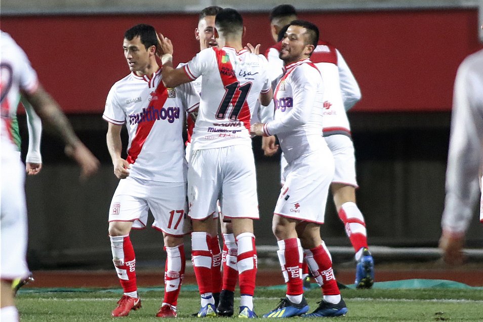 Tropezó el líder y el Superclásico fue polémico: Las postales de la fecha 21 del Campeonato