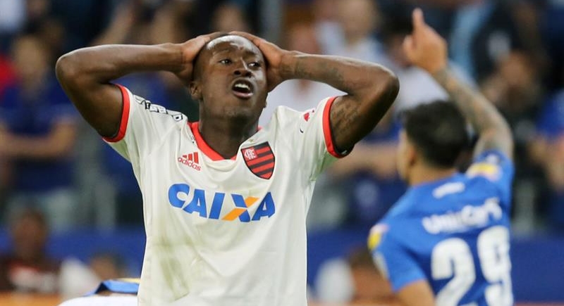 Cruzeiro avanzó a cuartos de final de la Copa Libertadores pese a caer con Flamengo