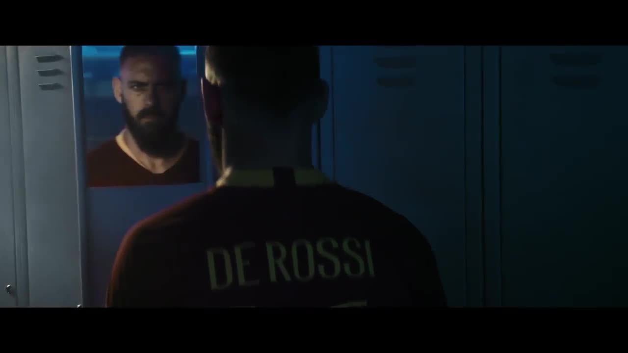 Daniele De Rossi se convierte en “Venom” en espectacular trailer de AS Roma