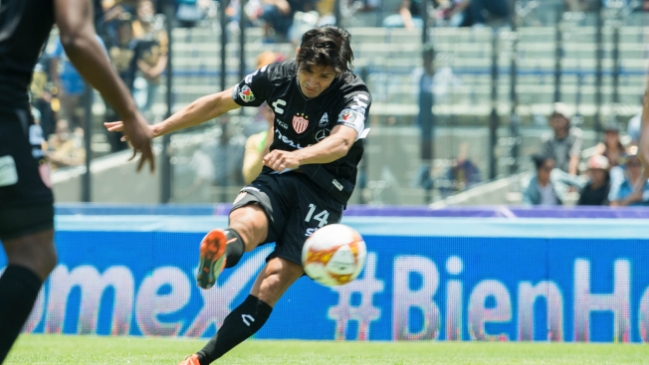 Mala jornada para los chilenos en México: Perdieron Morelia y Necaxa