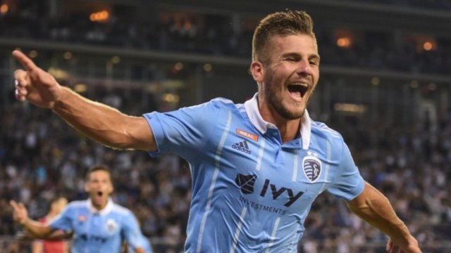 Diego Rubio necesitó dos minutos para extender su racha goleadora en Estados Unidos