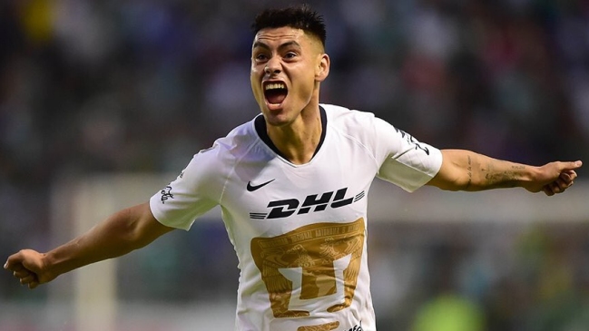 Felipe Mora anotó un doblete en la victoria de Pumas sobre León