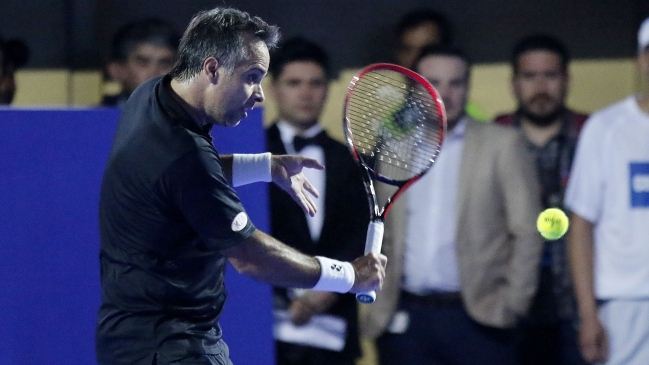 González tras victoria sobre Massú: Al Nico le pasan los años, pero sigue corriendo igual