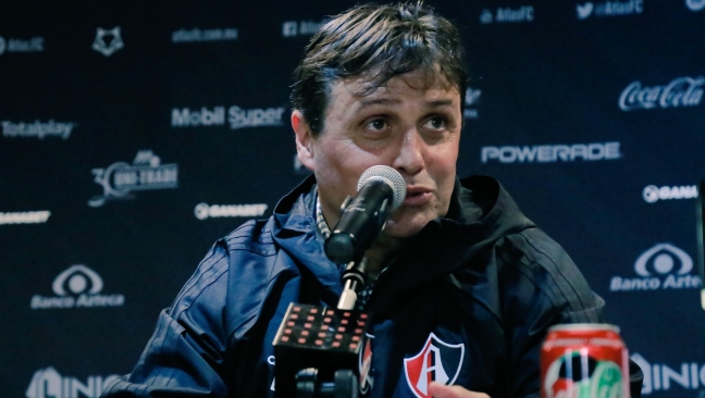 Hoyos fue presentado en Atlas: Es parecido a la U, este equipo nunca camina solo