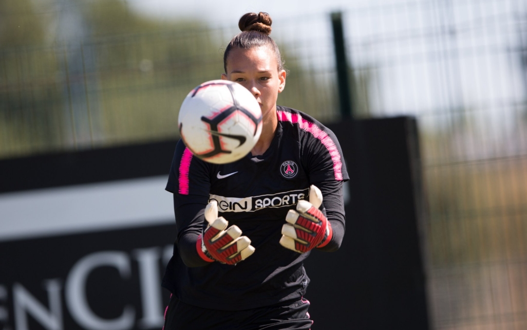 Christiane Endler hace su estreno en la Liga de Campeones