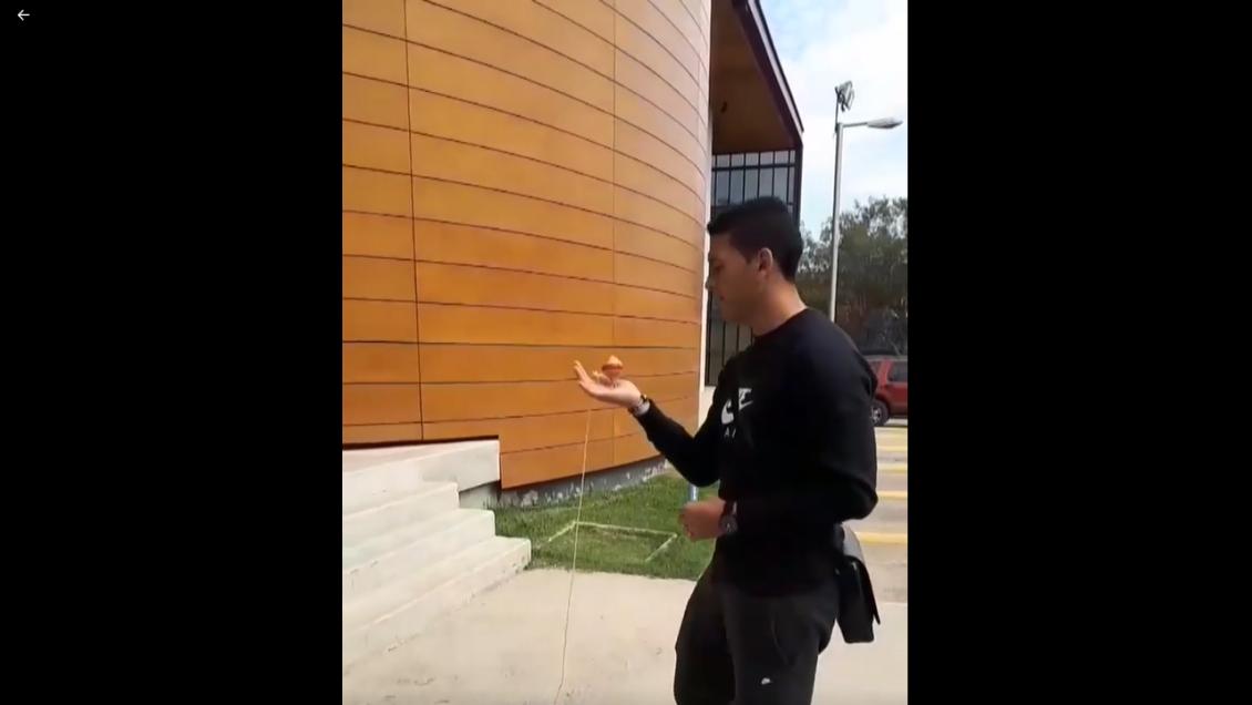 Isaac Díaz se lució con el trompo en el CDA