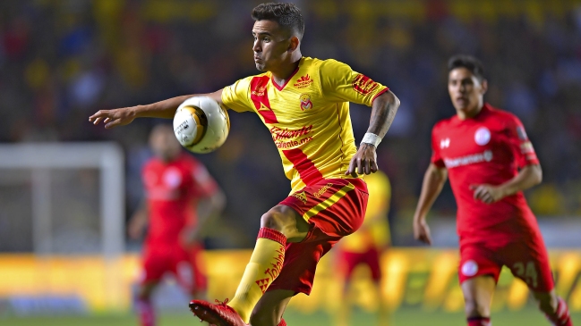 Sebastián Vegas anotó un gol y se fue expulsado junto a Millar en la derrota de Morelia ante América