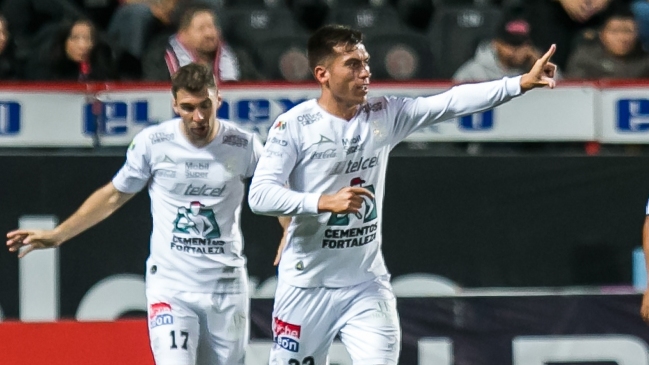 Jean Meneses y Juan Cornejo se quedaron sin técnico en Club León