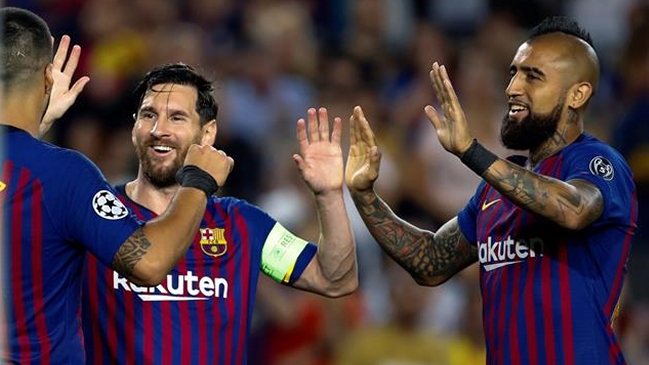 Lionel Messi firmó su triplete ante PSV tras gran jugada que inició Arturo Vidal