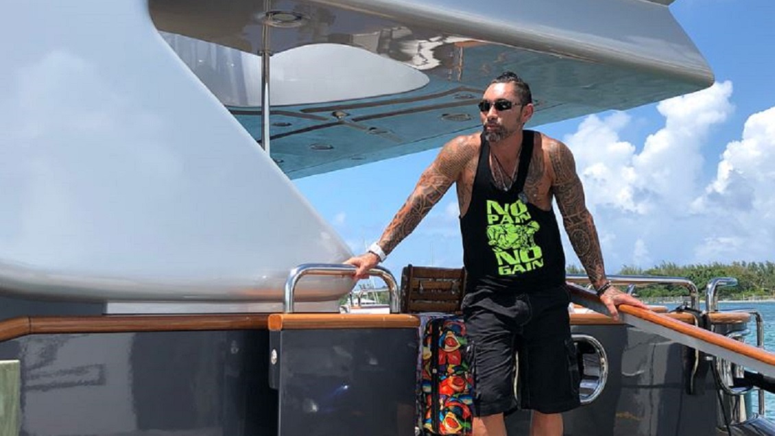 ¿Lo pillaron, compadre? Aseguran que “Chino” Ríos solo arrendó el lujoso yate
