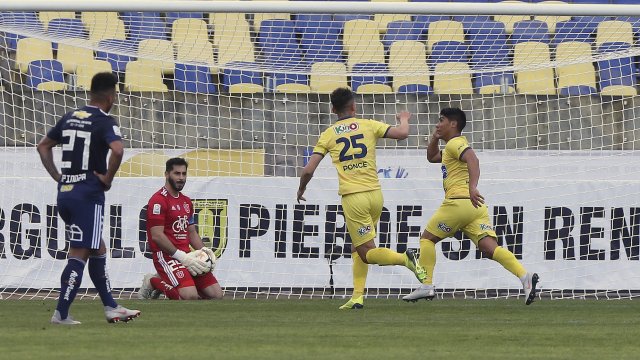 Ponce anotó para el “Campanil” en complicidad con Benítez y dio un nuevo golpe a la U