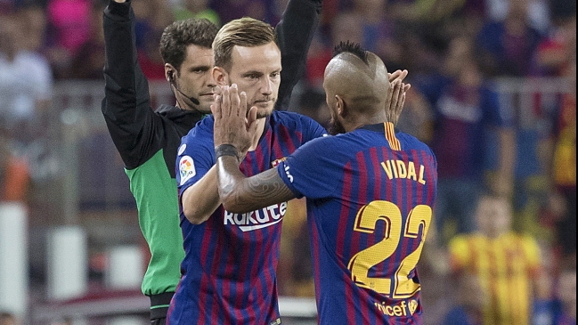 Prensa española: Vidal no está al cien por ciento físicamente y se nota sobremanera