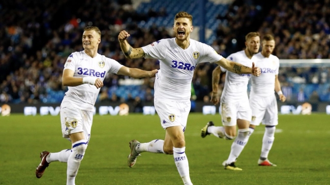 Leeds de Marcelo Bielsa igualó ante Sheffield y mantuvo el liderato en la Champioship