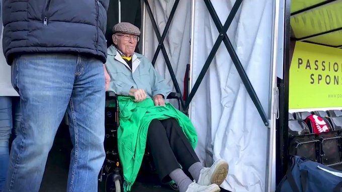 A los 94 años hincha de club inglés marcó el gol de su vida