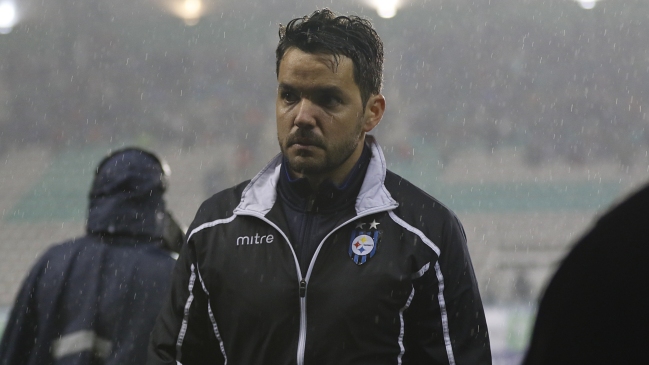 Nicolás Larcamón lamentó la inminente partida de Carlos Lampe a Boca Juniors