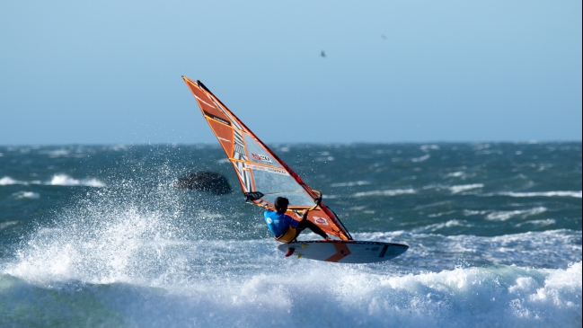 Benjamín Fabres ganó la fecha internacional Matanzas Windsurf Classic