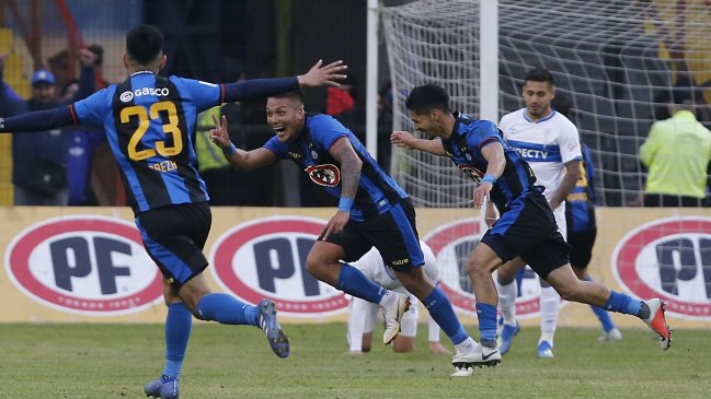 Huachipato puso fin a la larga racha invicta de la UC y se metió en zona de copas internacionales