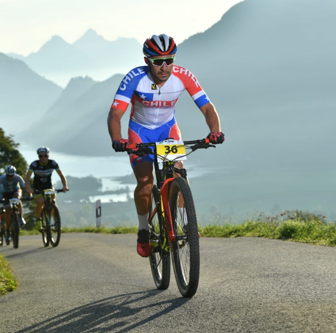 Deportista ariqueño responsabilizó a aerolínea francesa por extravío de bicicleta